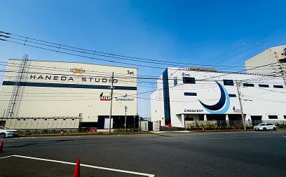 Crescent Inc. entrance